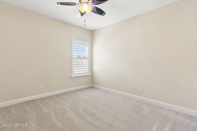 536 E KESLEY Lane, St. Johns, FL 32259