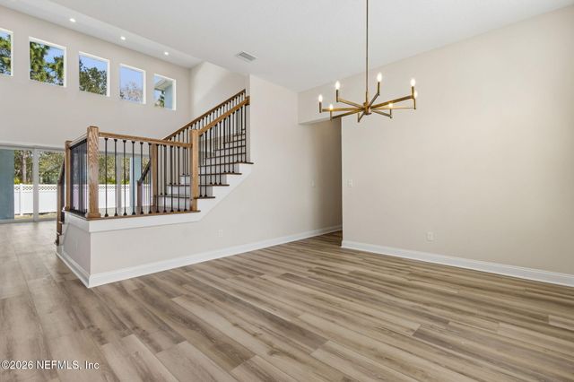 536 E KESLEY Lane, St. Johns, FL 32259