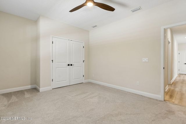 536 E KESLEY Lane, St. Johns, FL 32259