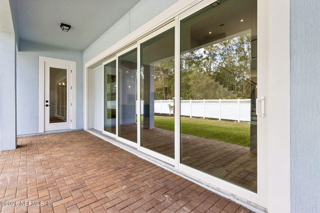 536 E KESLEY Lane, St. Johns, FL 32259