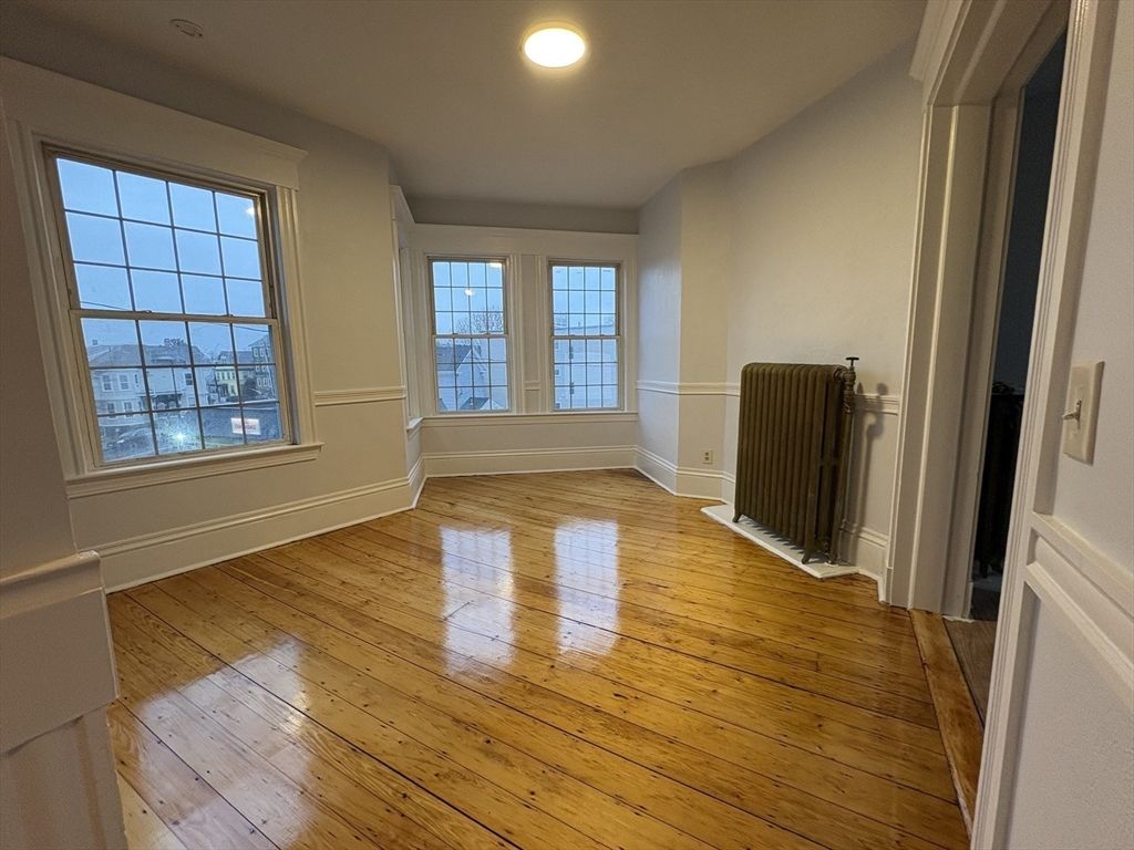 363 Adams Street 3, Boston, MA 02122