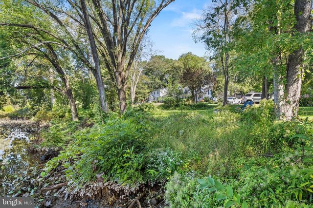 8705 STOCKTON PKWY, Alexandria, VA 22308