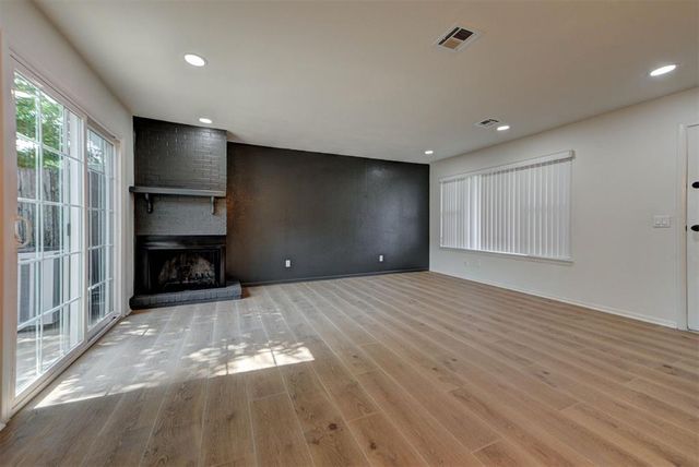 2717 Indian Creek Boulevard, Oklahoma City, OK 73120