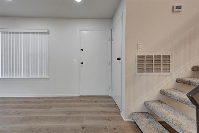 2717 Indian Creek Boulevard, Oklahoma City, OK 73120