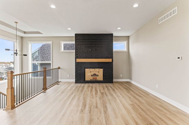 3945 Westgate Parkway, Clive, IA 50325