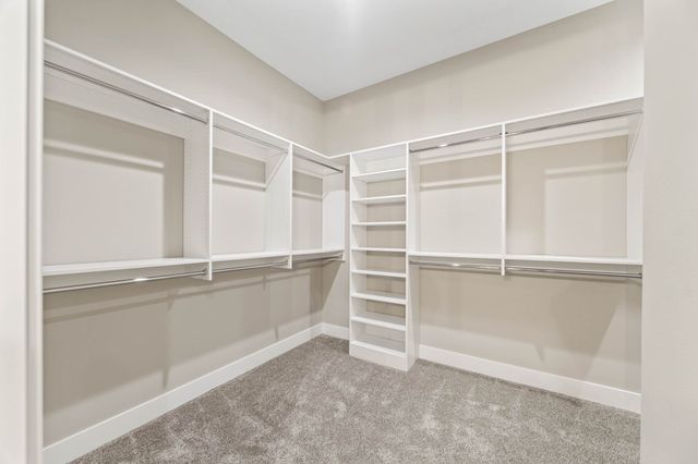 3945 Westgate Parkway, Clive, IA 50325