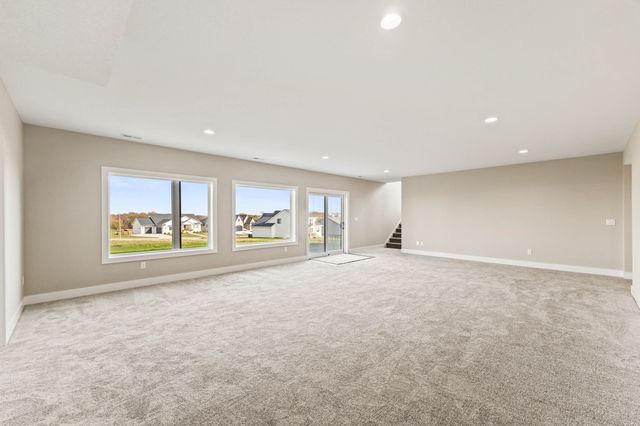 3945 Westgate Parkway, Clive, IA 50325