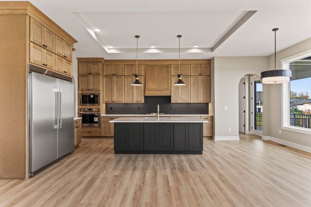 3945 Westgate Parkway, Clive, IA 50325