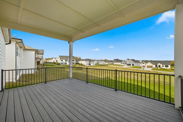 3945 Westgate Parkway, Clive, IA 50325