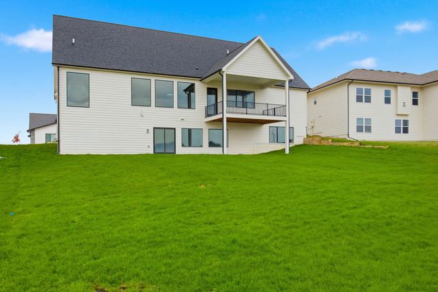 3945 Westgate Parkway, Clive, IA 50325