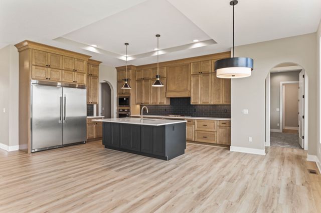 3945 Westgate Parkway, Clive, IA 50325