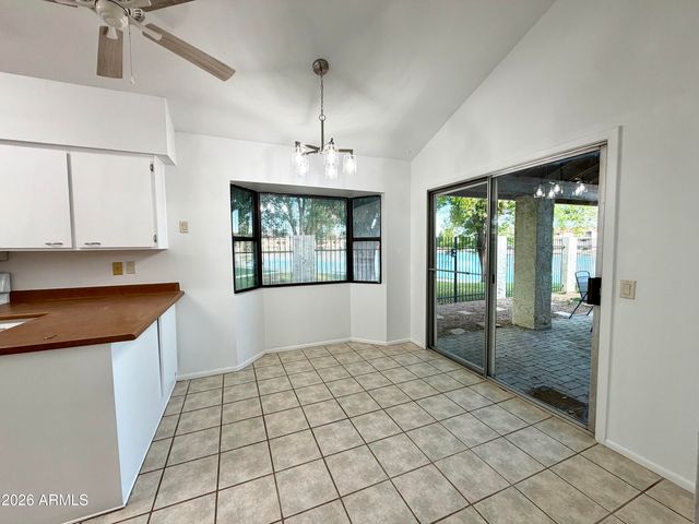 2901 W SIERRA Street, Phoenix, AZ 85029