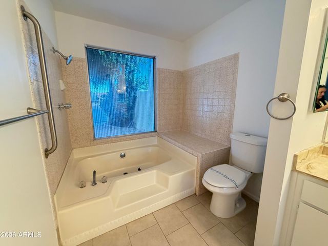 2901 W SIERRA Street, Phoenix, AZ 85029