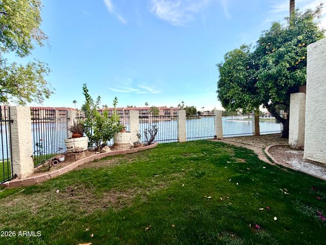 2901 W SIERRA Street, Phoenix, AZ 85029