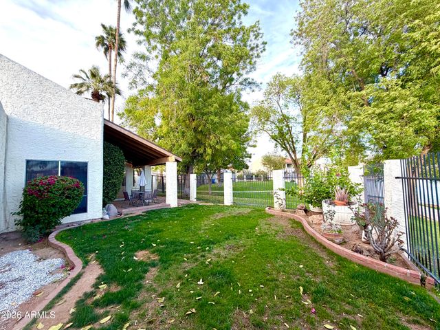 2901 W SIERRA Street, Phoenix, AZ 85029