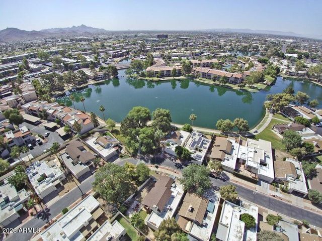 2901 W SIERRA Street, Phoenix, AZ 85029