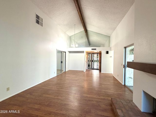 2901 W SIERRA Street, Phoenix, AZ 85029