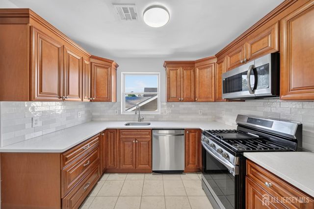 138 Pershing Avenue 2, Carteret, NJ 07008