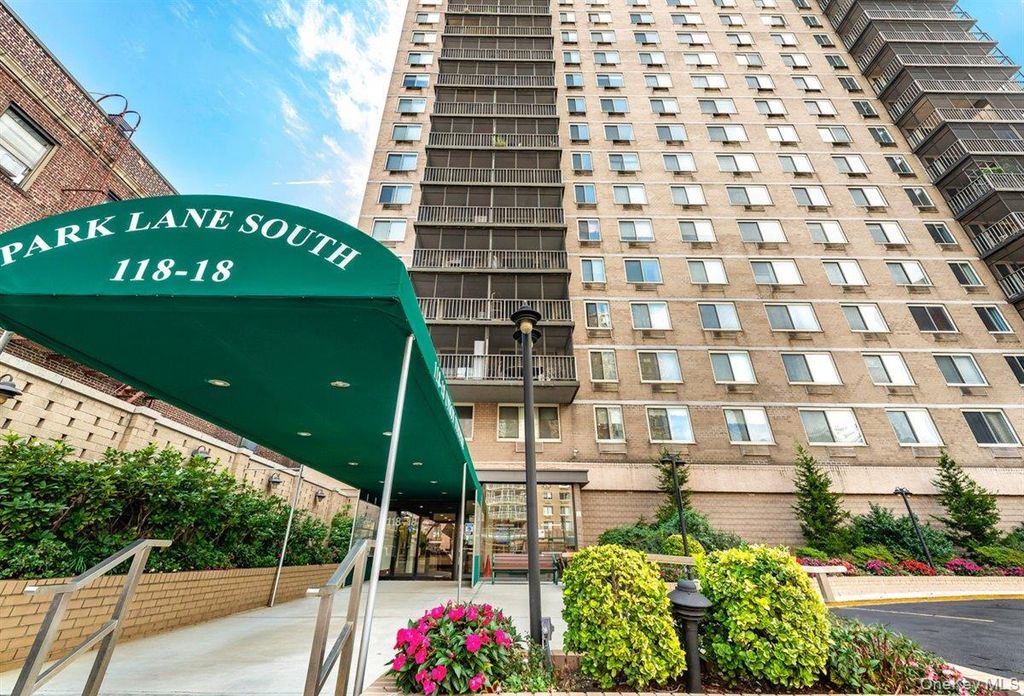 118-18 Union Turnpike 16G, Kew Gardens, NY 11415