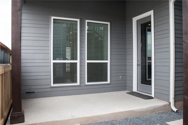 1013 Banyon ST, Austin, TX 78757