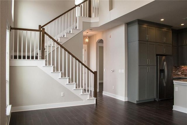 1013 Banyon ST, Austin, TX 78757