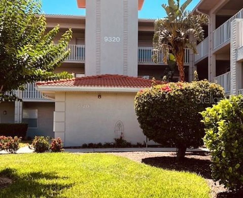 9320 CLUBSIDE CIRCLE 2308, Sarasota, FL 34238