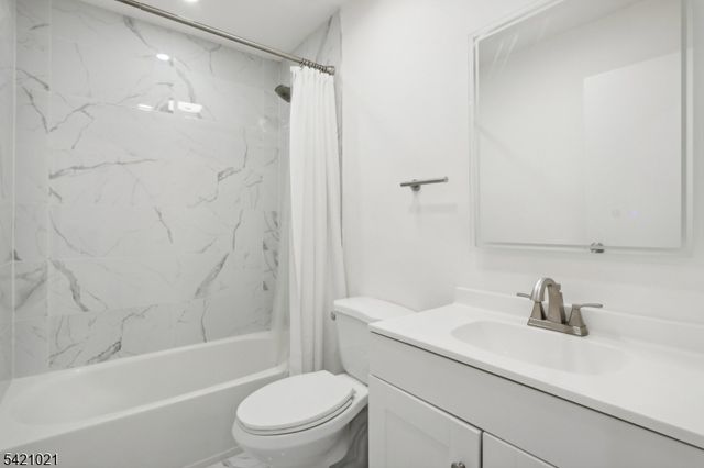 821 Hillside Rd, Rahway City, NJ 07065
