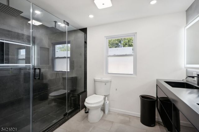 821 Hillside Rd, Rahway City, NJ 07065