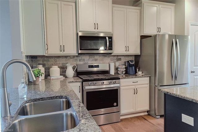 3296 Alyssa Way, High Point, NC 27265