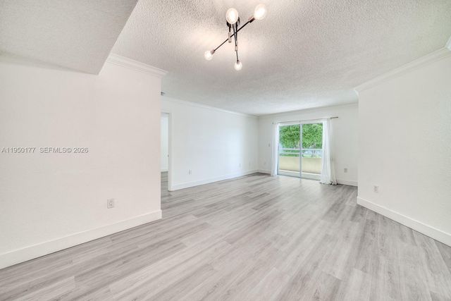 10795 SW 108th Avenue 304, Miami, FL 33176