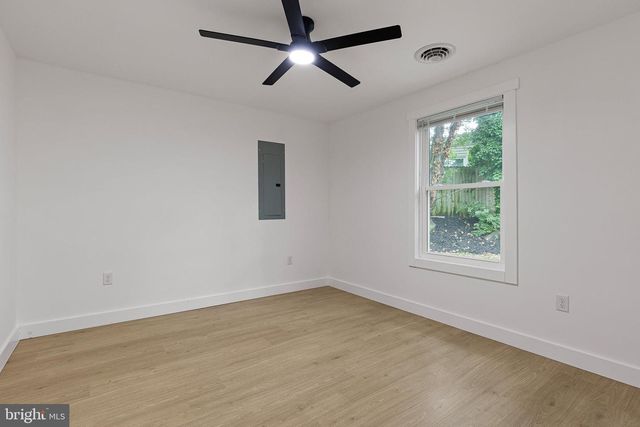 136 SOMERS AVE, New Castle, DE 19720