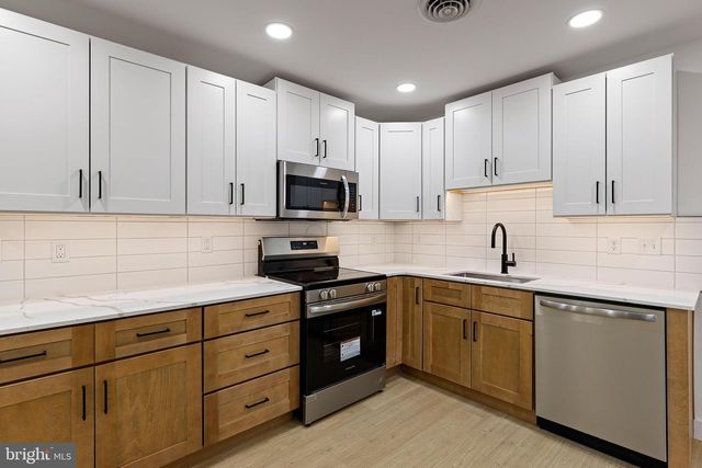 136 SOMERS AVE, New Castle, DE 19720