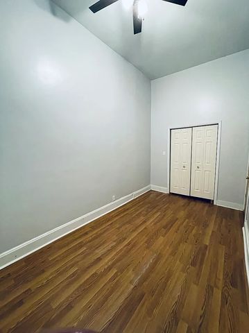 2724 W Chicago Avenue, Chicago, IL 60622