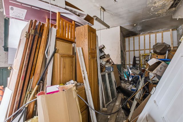 2724 W Chicago Avenue, Chicago, IL 60622