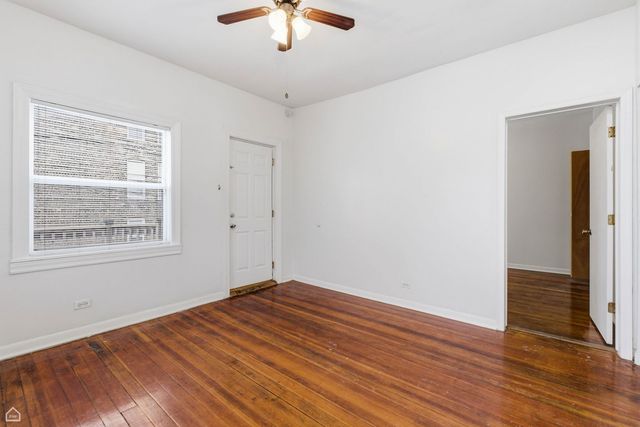 2724 W Chicago Avenue, Chicago, IL 60622