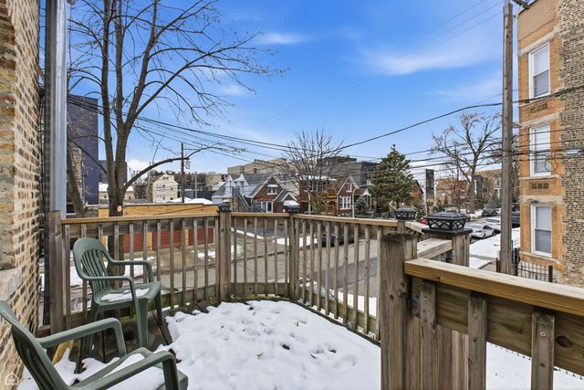 2724 W Chicago Avenue, Chicago, IL 60622