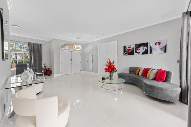 1733 22nd Avenue N, Lake Worth Beach, FL 33460