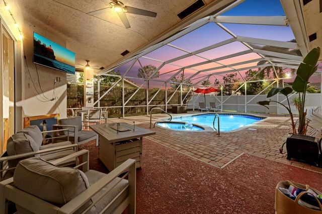 1733 22nd Avenue N, Lake Worth Beach, FL 33460