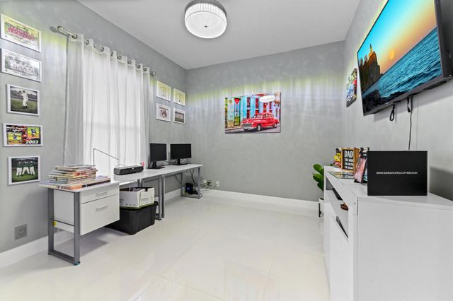 1733 22nd Avenue N, Lake Worth Beach, FL 33460