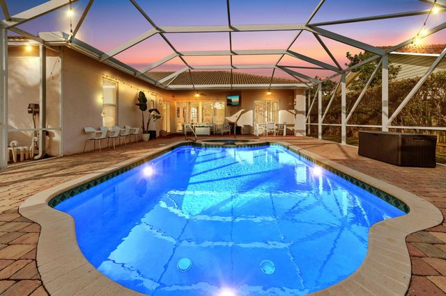 1733 22nd Avenue N, Lake Worth Beach, FL 33460