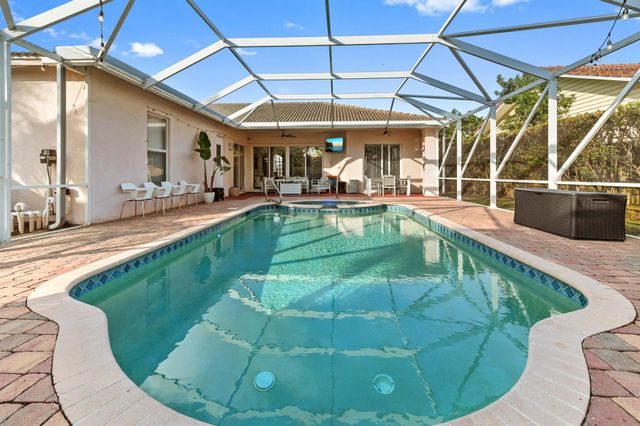 1733 22nd Avenue N, Lake Worth Beach, FL 33460