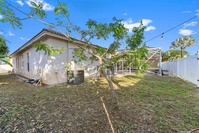 1733 22nd Avenue N, Lake Worth Beach, FL 33460