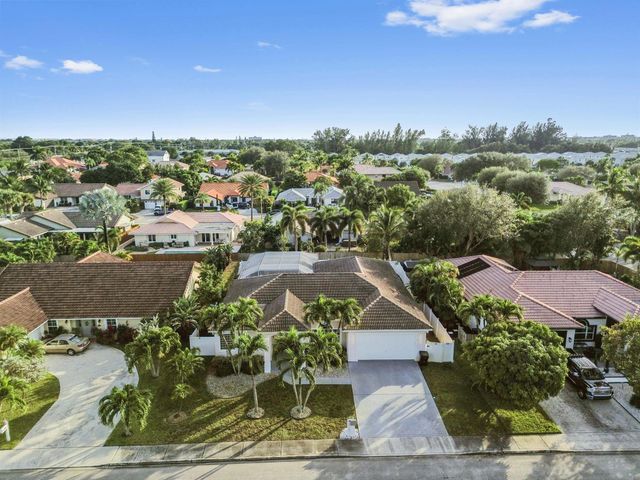 1733 22nd Avenue N, Lake Worth Beach, FL 33460