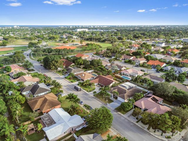 1733 22nd Avenue N, Lake Worth Beach, FL 33460