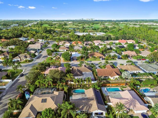 1733 22nd Avenue N, Lake Worth Beach, FL 33460