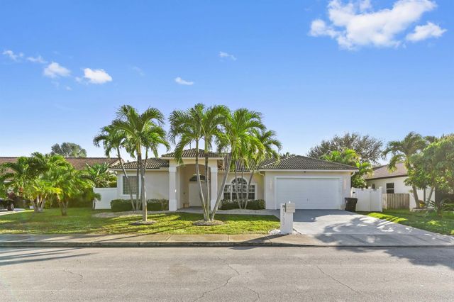 1733 22nd Avenue N, Lake Worth Beach, FL 33460