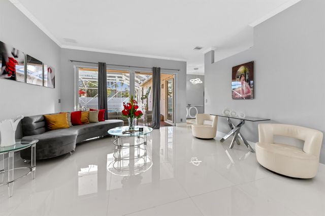 1733 22nd Avenue N, Lake Worth Beach, FL 33460