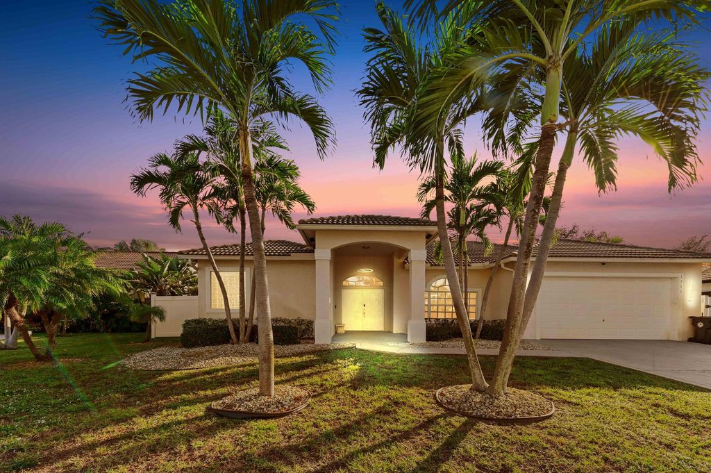 1733 22nd Avenue N, Lake Worth Beach, FL 33460