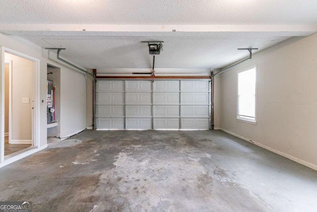 2950 Camary Place Drive SE, Conyers, GA 30094