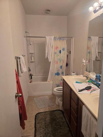 4421 Harmony Hill Way, Stockton, CA 95212